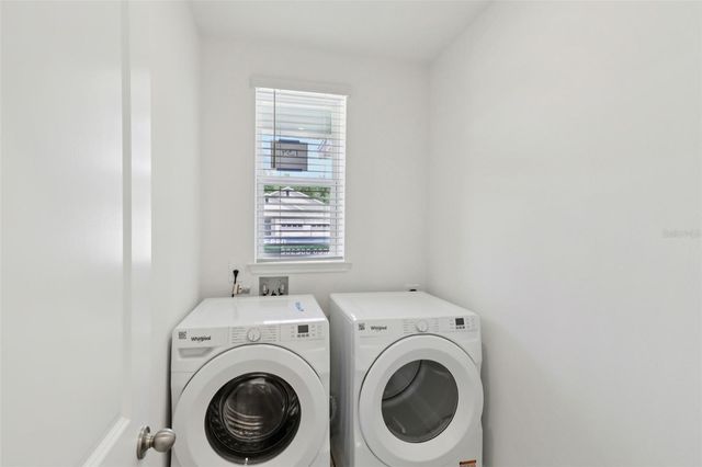 803 SUNSHOWER DRIVE, Lady Lake, FL 32159
