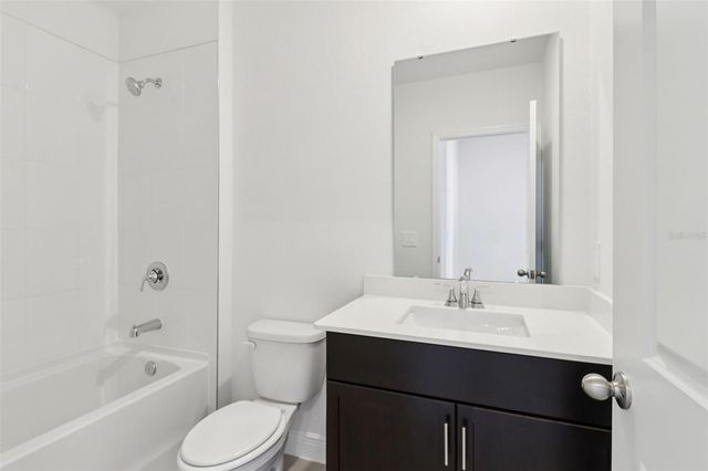 803 SUNSHOWER DRIVE, Lady Lake, FL 32159