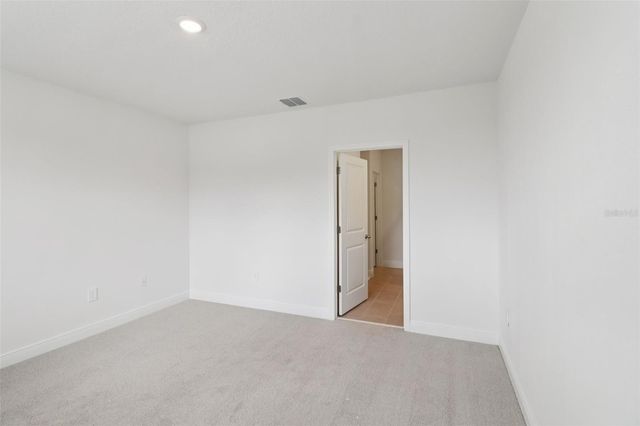 803 SUNSHOWER DRIVE, Lady Lake, FL 32159