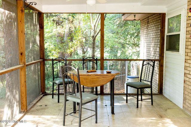 1610 E Indiana Avenue, Southern Pines, NC 28387