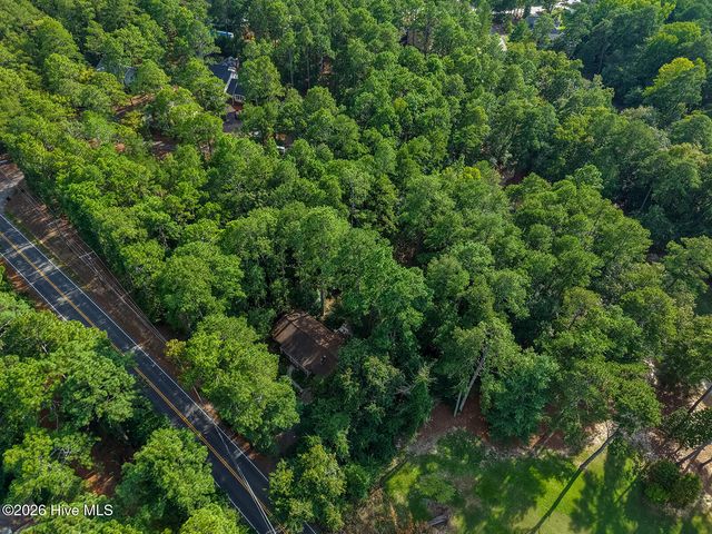 1610 E Indiana Avenue, Southern Pines, NC 28387