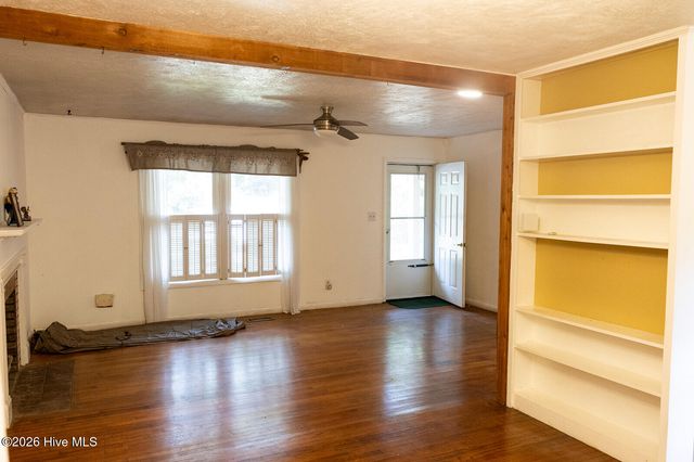 1610 E Indiana Avenue, Southern Pines, NC 28387