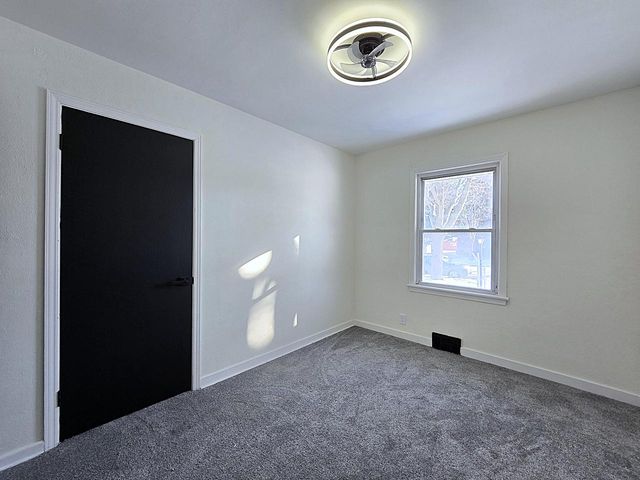 8114 W Congress STREET, Milwaukee, WI 53218