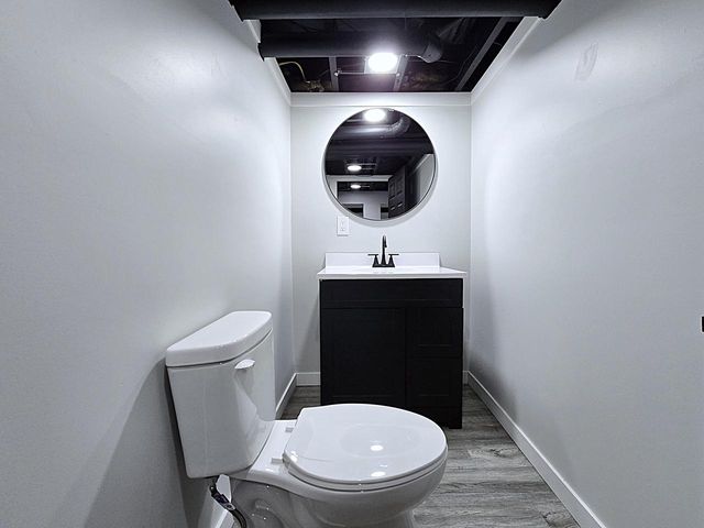 8114 W Congress STREET, Milwaukee, WI 53218