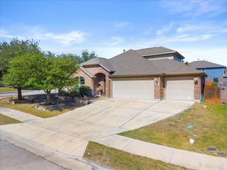 349 Razzmatazz TRL, Buda, TX 78610