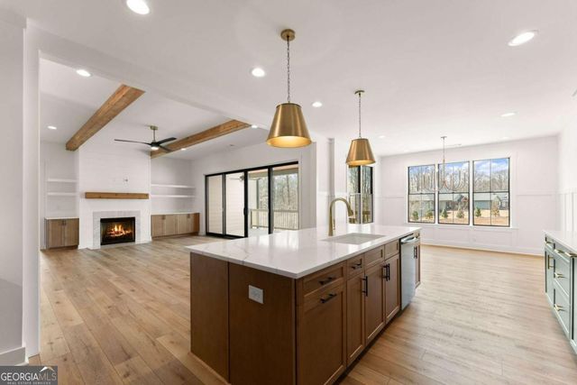 9224 Waldrip Road, Gainesville, GA 30506