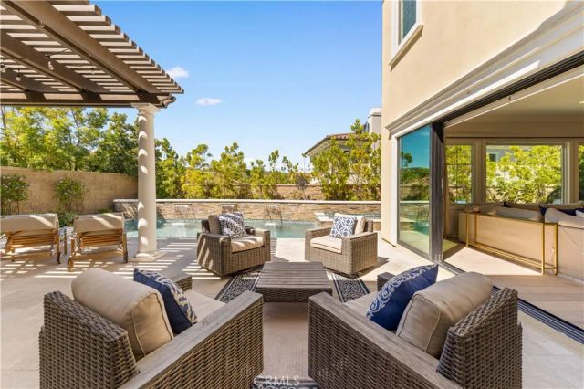 109 Canyon Retreat, Irvine, CA 92618