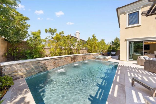 109 Canyon Retreat, Irvine, CA 92618