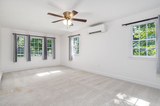 662 Old Harvard Rd, Boxborough, MA 01719