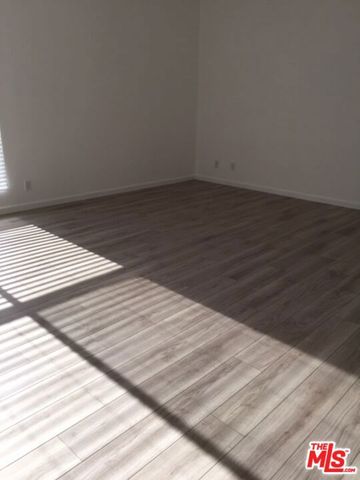 1825 MIDVALE Avenue 202, Los Angeles, CA 90025