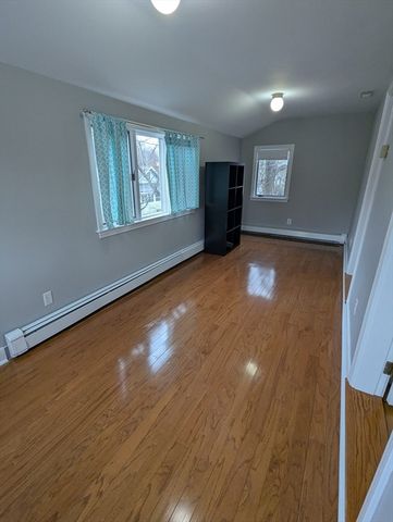 185 Mystic St 2, Arlington, MA 02474