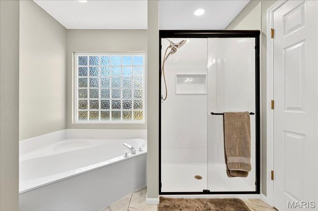 108 Meadowgate Court, St Peters, MO 63376