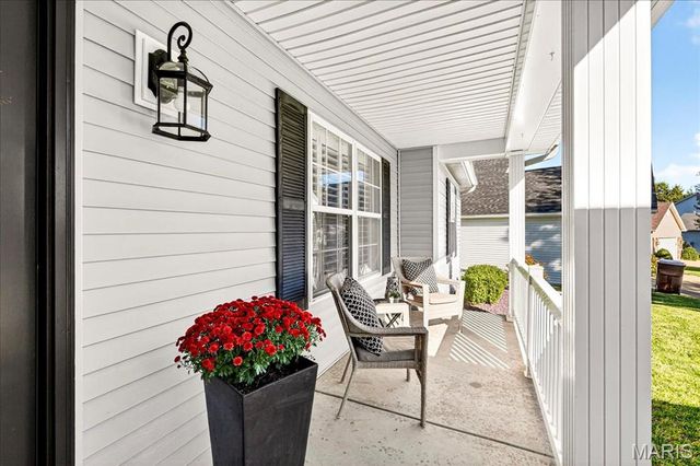 108 Meadowgate Court, St Peters, MO 63376