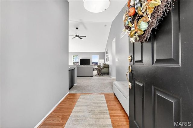 108 Meadowgate Court, St Peters, MO 63376