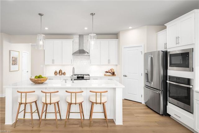 210 Leif ST, Moyock, NC 27958