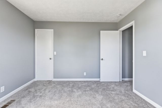 3201 Towne Village Rd, Antioch, TN 37013