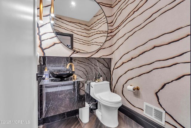 15 Madison Avenue, Long Branch, NJ 07740