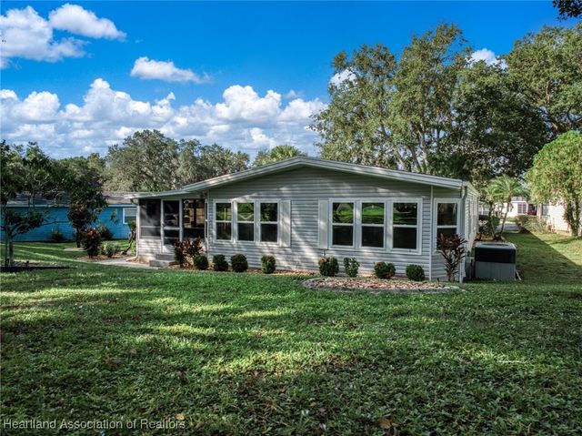 2877 Driftwood Court, Avon Park, FL 33825