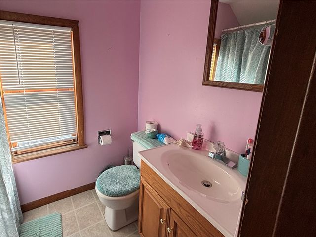 1451 Hillcrest Street, South Strabane, PA 15301