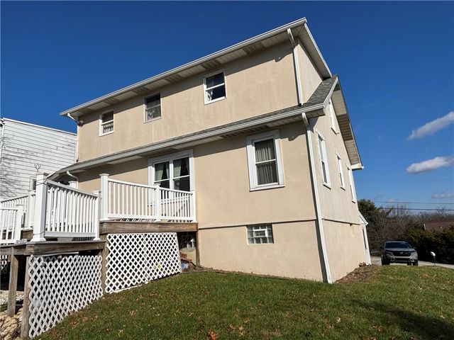 1451 Hillcrest Street, South Strabane, PA 15301
