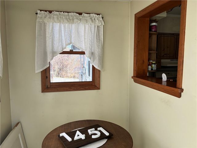 1451 Hillcrest Street, South Strabane, PA 15301