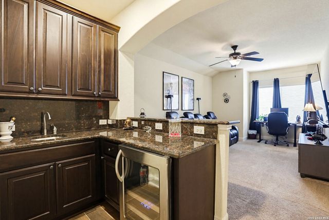 4662 Amorosa Way, San Antonio, TX 78261