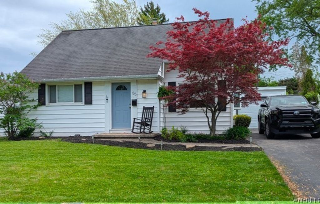 55 North Burbank Drive, Amherst, NY 14226