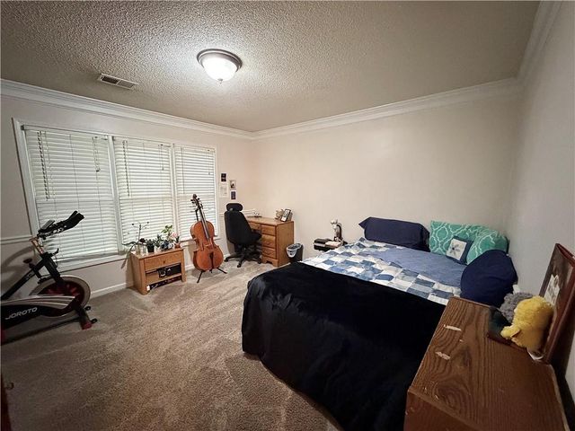 2204 Thicket Court NW, Acworth, GA 30102