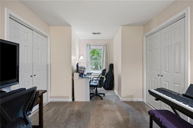 2204 Thicket Court NW, Acworth, GA 30102