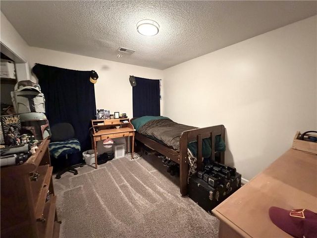 2204 Thicket Court NW, Acworth, GA 30102