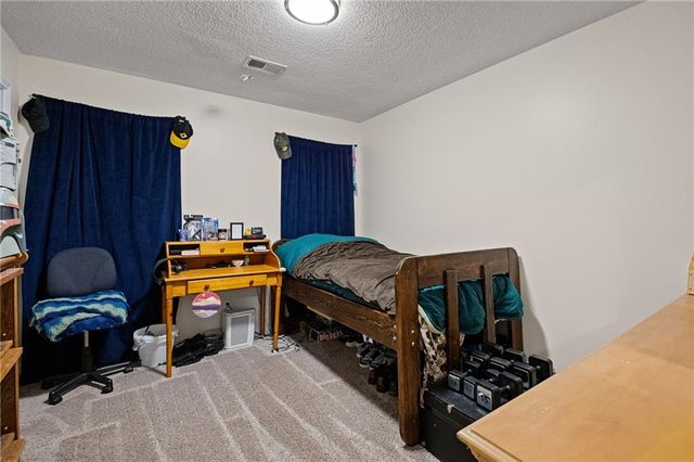 2204 Thicket Court NW, Acworth, GA 30102