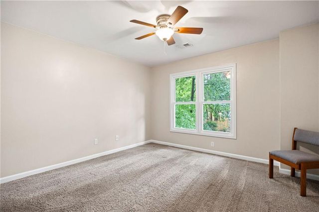 2204 Thicket Court NW, Acworth, GA 30102
