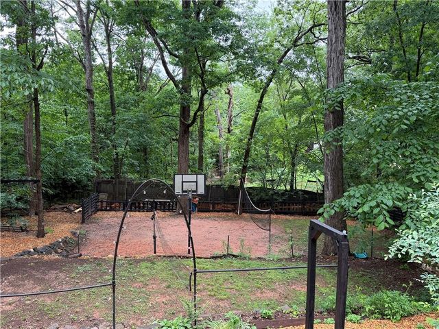 2204 Thicket Court NW, Acworth, GA 30102
