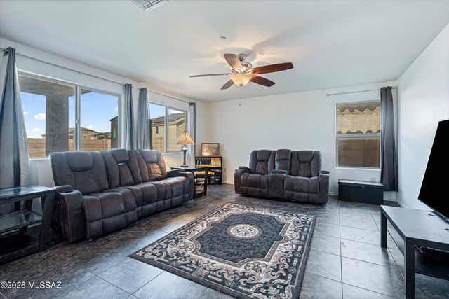 12490 E Camino Ambato, Vail, AZ 85641