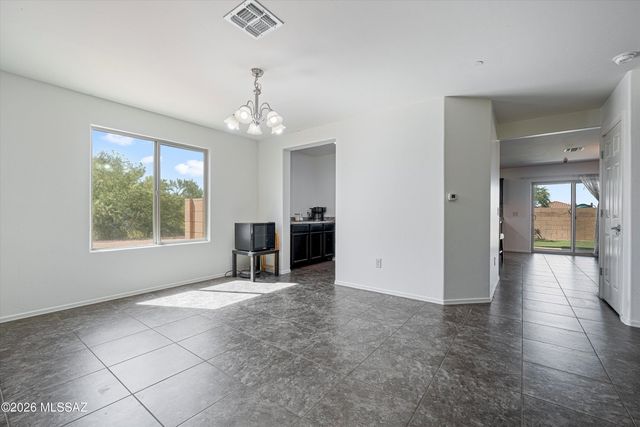 12490 E Camino Ambato, Vail, AZ 85641