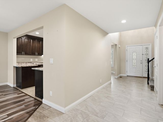 14967 Stoney Brook Drive, Shelby Twp, MI 48315