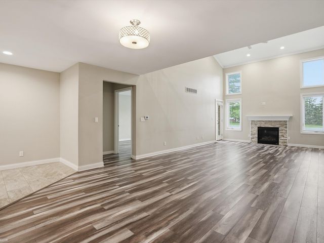 14967 Stoney Brook Drive, Shelby Twp, MI 48315