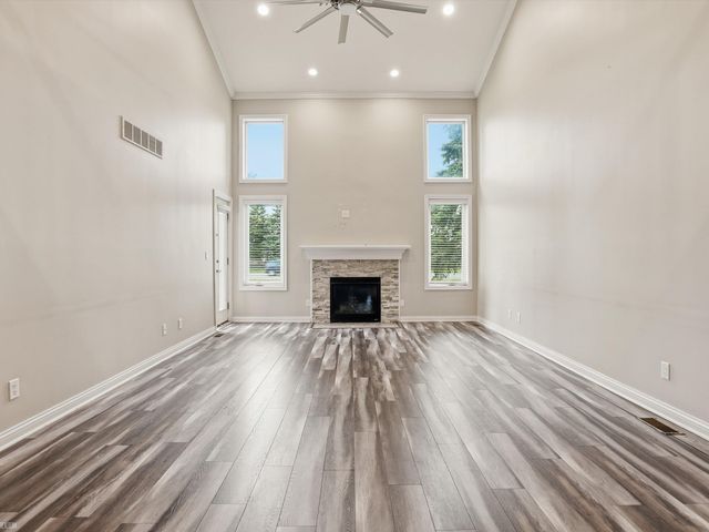 14967 Stoney Brook Drive, Shelby Twp, MI 48315