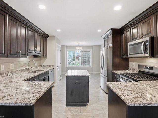 14967 Stoney Brook Drive, Shelby Twp, MI 48315