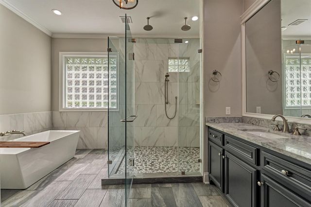 62 Silvermont Drive, The Woodlands, TX 77382