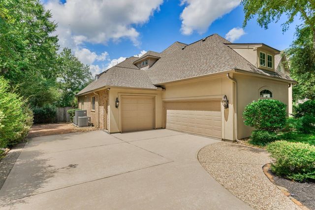 62 Silvermont Drive, The Woodlands, TX 77382