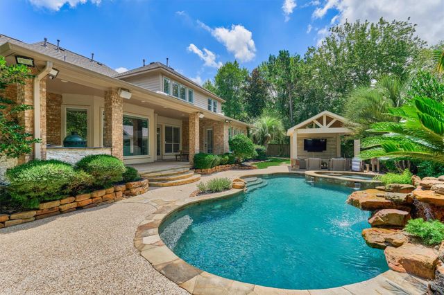 62 Silvermont Drive, The Woodlands, TX 77382