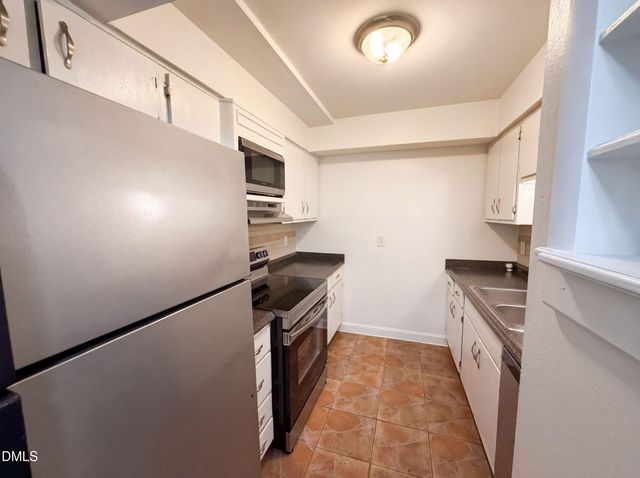7040 Longstreet Drive C, Raleigh, NC 27615