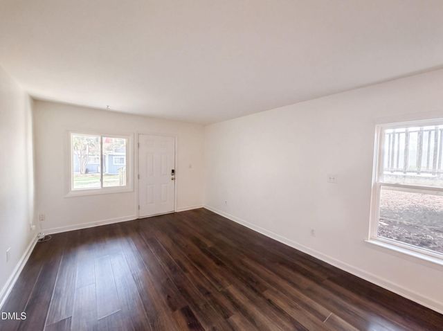 7040 Longstreet Drive C, Raleigh, NC 27615