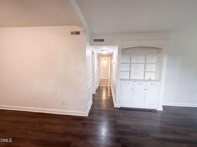 7040 Longstreet Drive C, Raleigh, NC 27615
