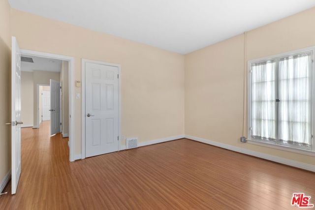 727 Crenshaw Boulevard, Los Angeles, CA 90005