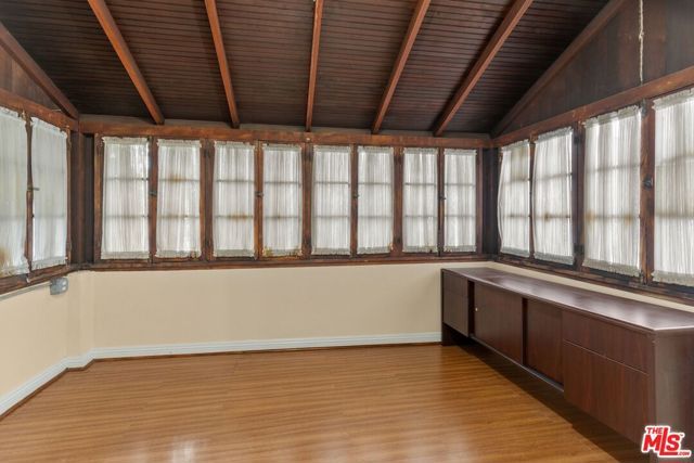 727 Crenshaw Boulevard, Los Angeles, CA 90005