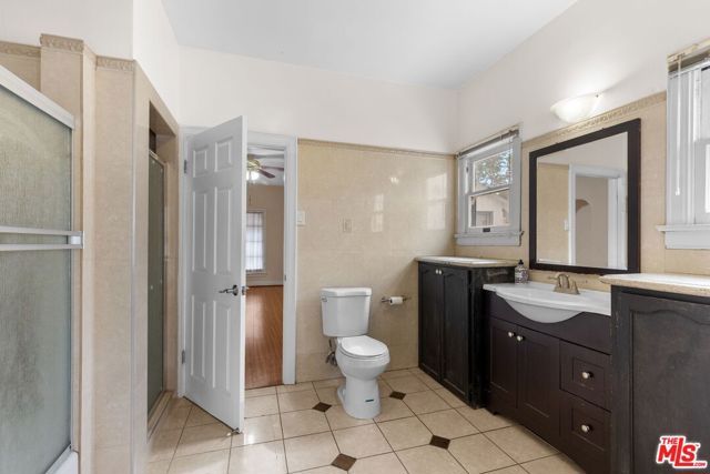 727 Crenshaw Boulevard, Los Angeles, CA 90005