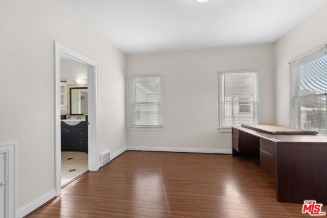 727 Crenshaw Boulevard, Los Angeles, CA 90005