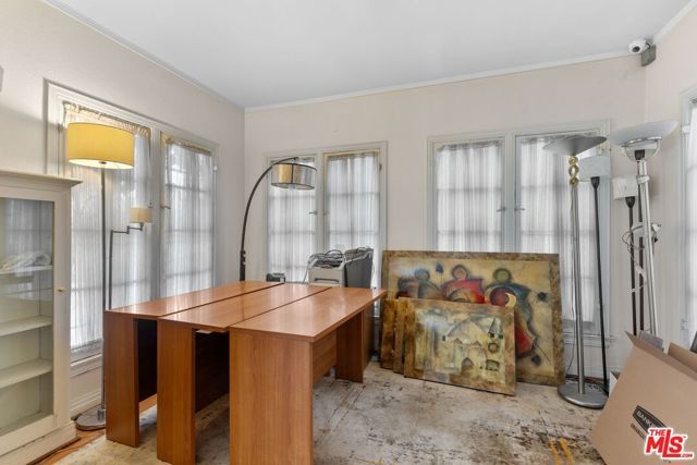 727 Crenshaw Boulevard, Los Angeles, CA 90005